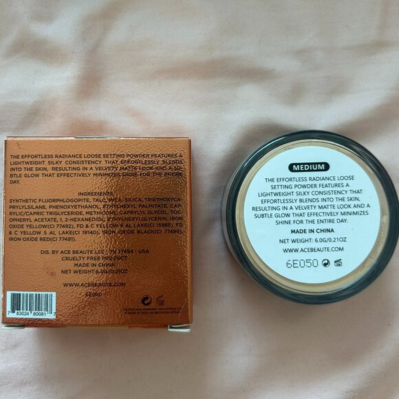 New! Ace Beaute Effortless Radiance Loose Setting Powder - Picture 4 of 4